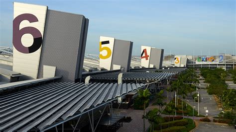 Singapore Expo (Commercial Building) .